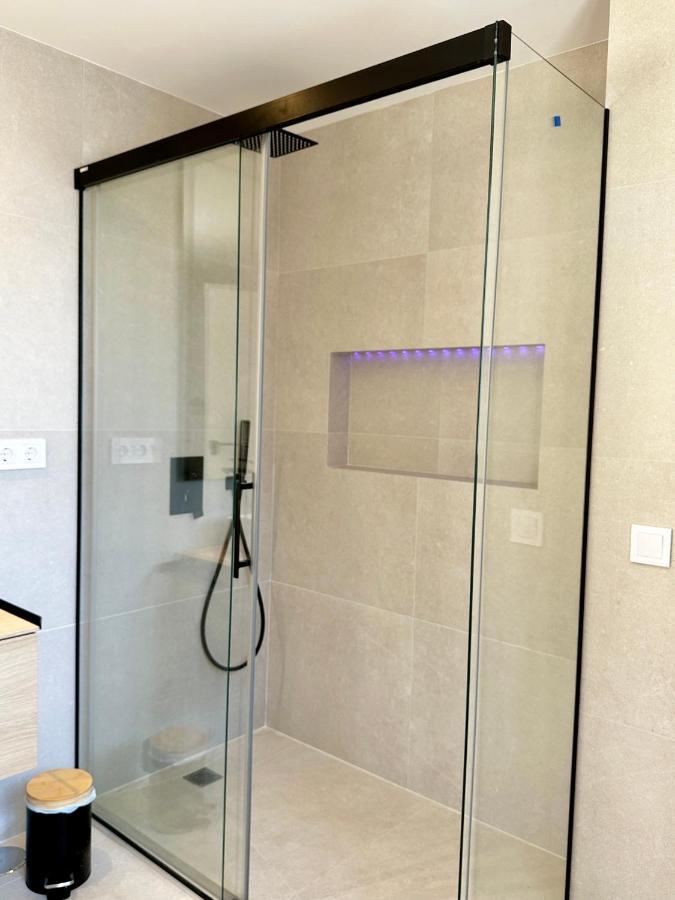 Penthouse Rs 38 Center - Eaw Homes Marbellac